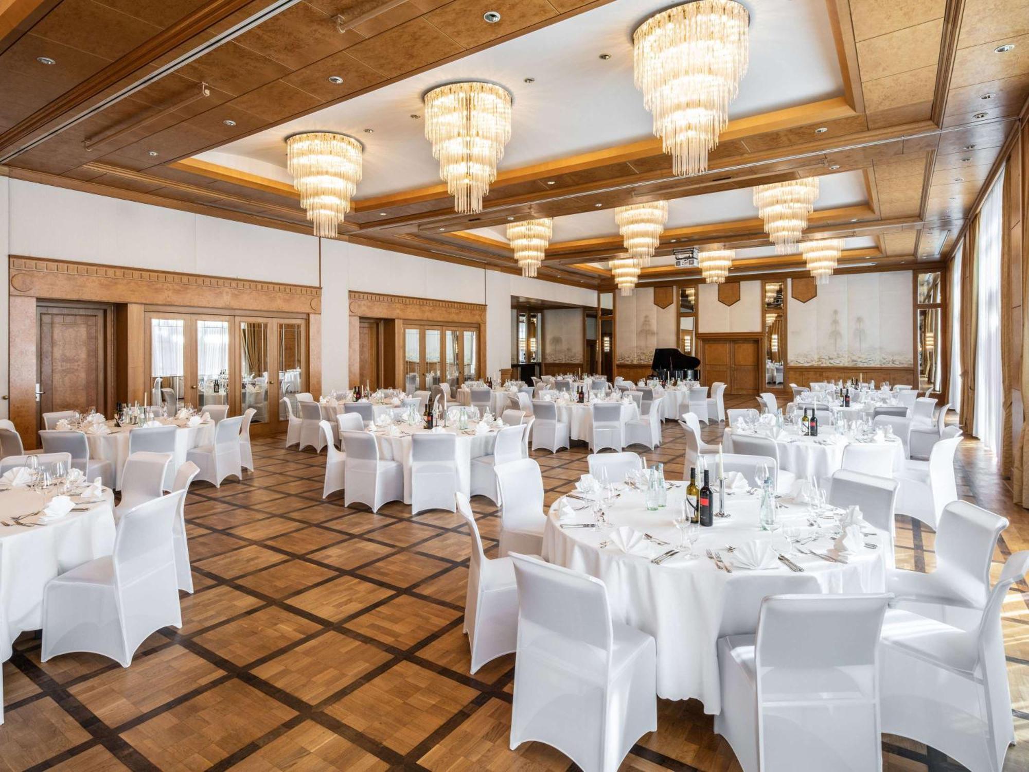 Pullman Fontana 4*