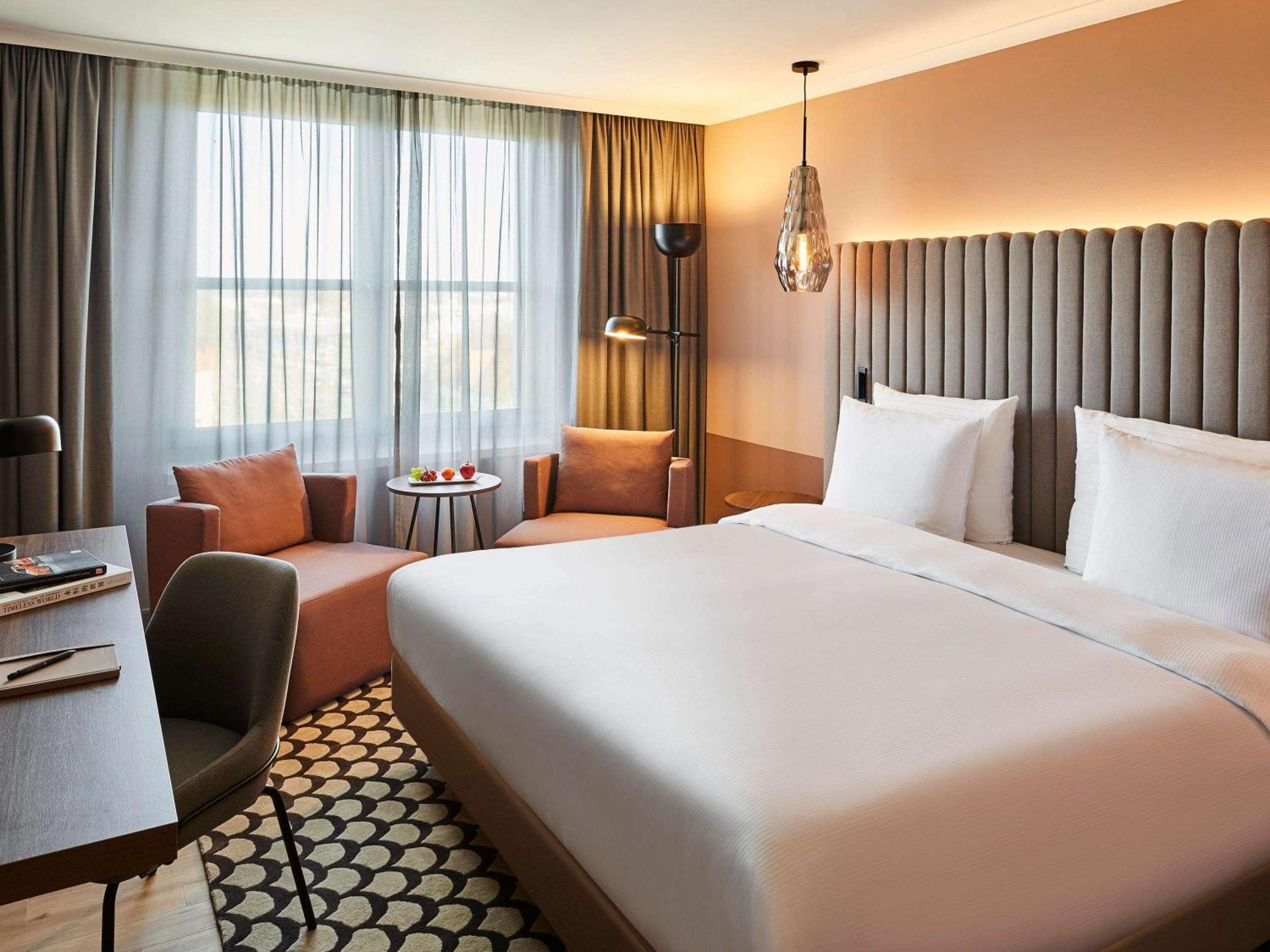 Pullman Fontana Hotel